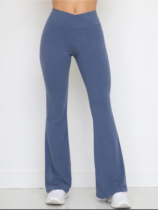 Level Up Pants - Turquoise Flare Leggings for Gym & Everyday Wear Level Up Size M